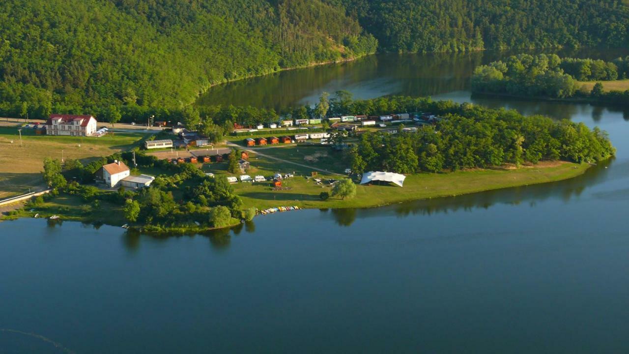 Mobilheimy Camp Vyrovice Hotel Exterior foto